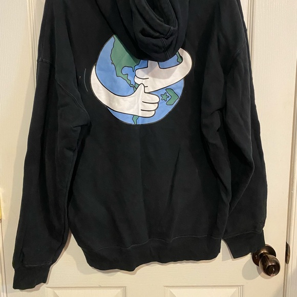 Converse Sweatshirt - Picture 2 of 9